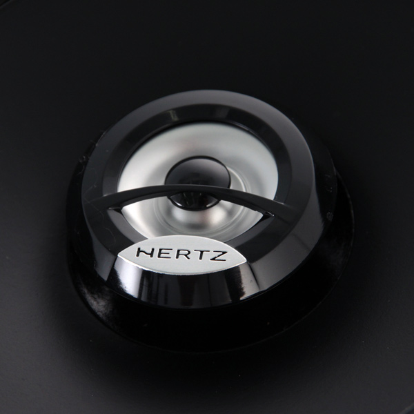 kypit_avtoakustika-hertz-dsx-130-3