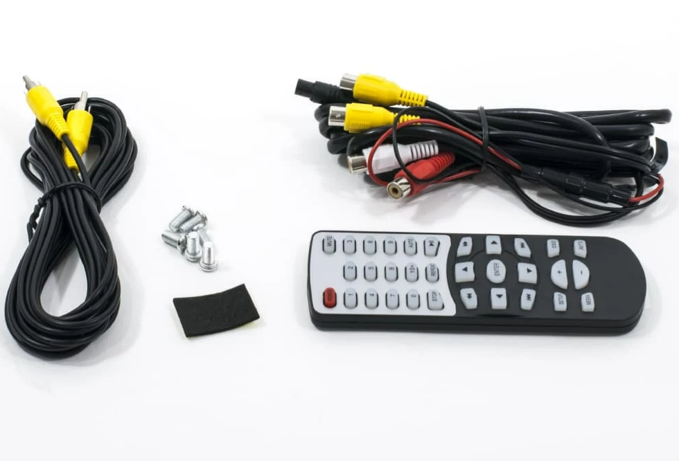 kypit_avtomobilnyy-monitor-avel-avs1717mbl