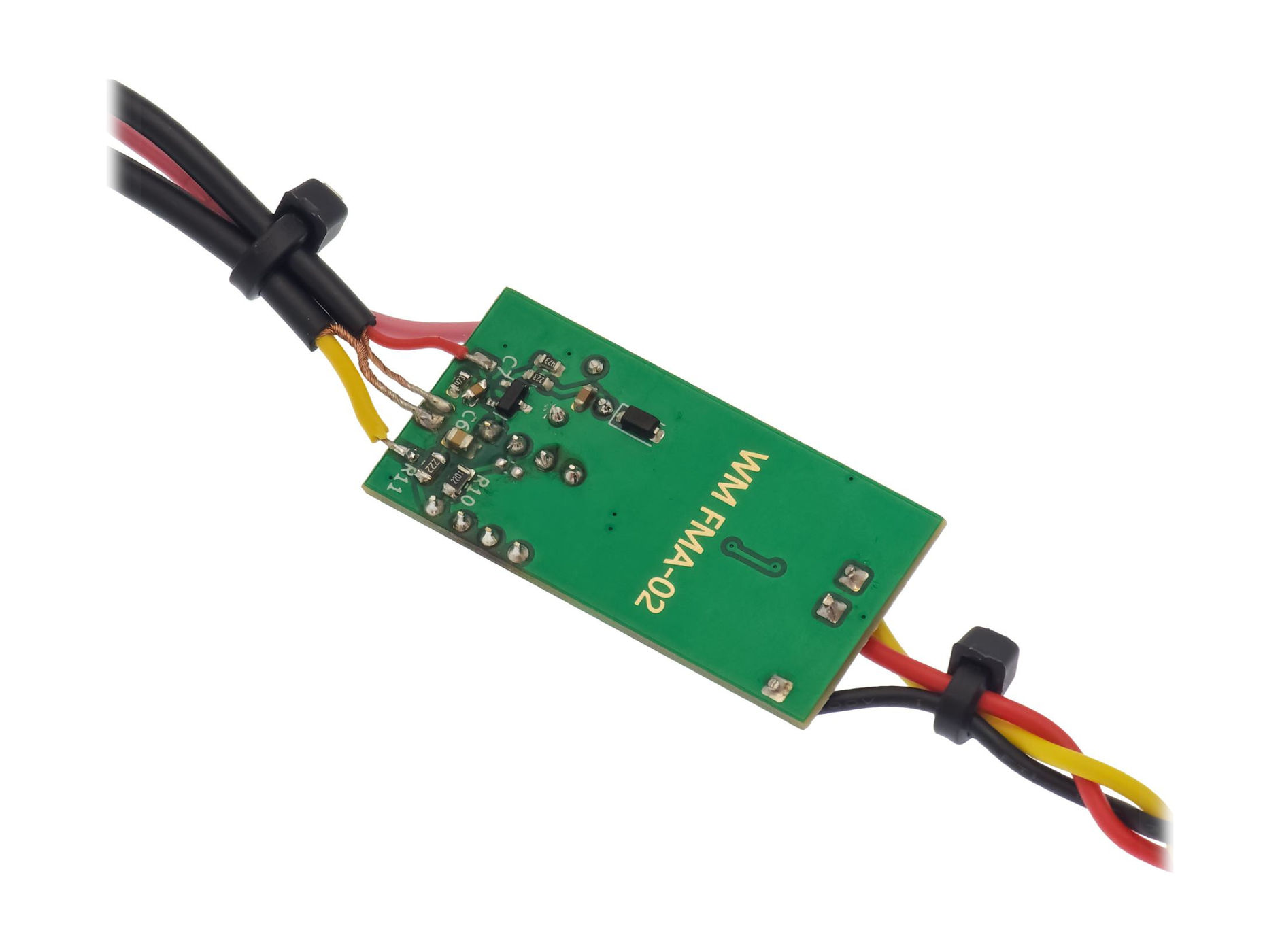 kypit_blyutuzer-widemedia-fma-02